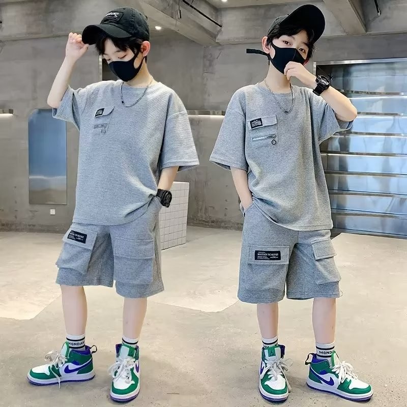 Conjunto de camiseta y pantalo - Running Gear For Kids reseña y precio